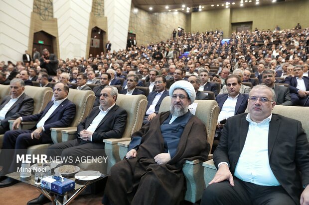 بیست و نهمین همایش ملی توسعه صادرات غیر نفتی در تبریز