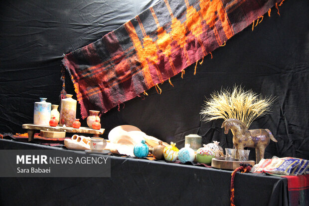 جلوه گری هنر ایرانی در نمایشگاه سراسری صنایع دستی کرمانشاه