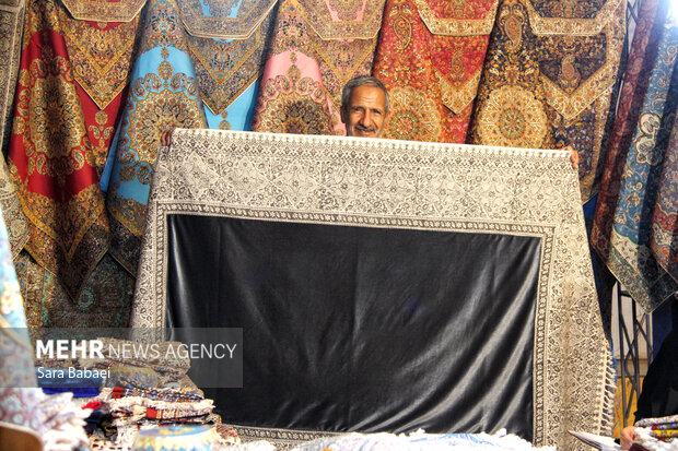 جلوه گری هنر ایرانی در نمایشگاه سراسری صنایع دستی کرمانشاه