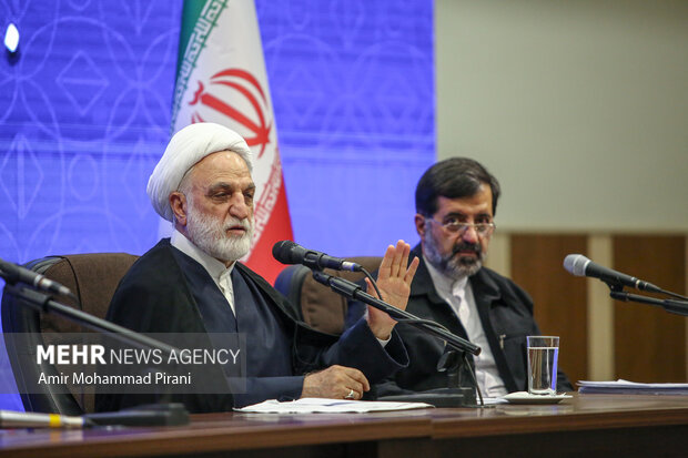 جلسه شورای اداری استان قم