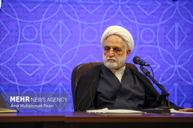 جلسه شورای اداری استان قم