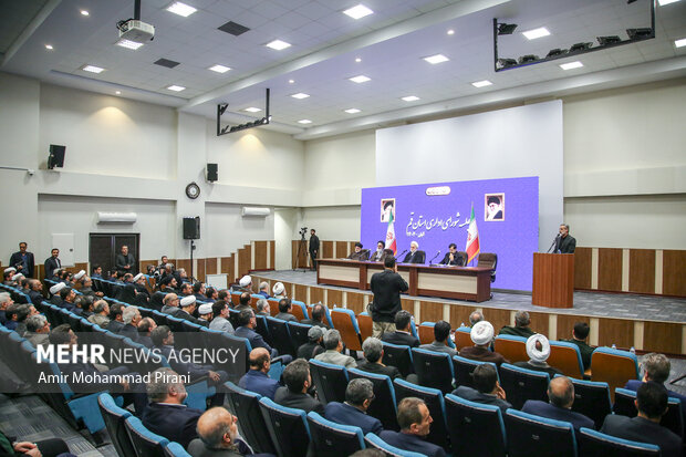 جلسه شورای اداری استان قم