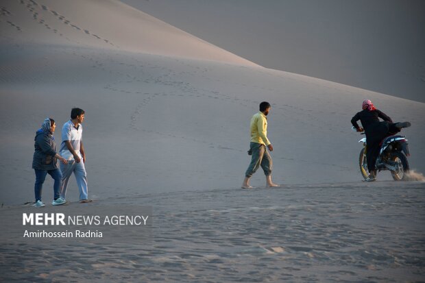 کویر ریگ یلان شهرستان نهبندان