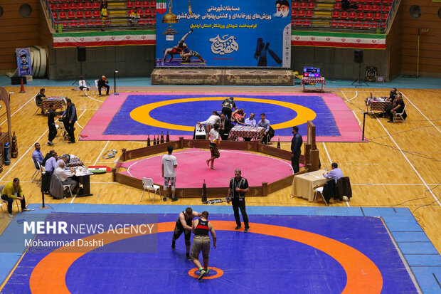 مسابقات قهرمانی کشتی پهلوانی جوانان کشور در اردبیل