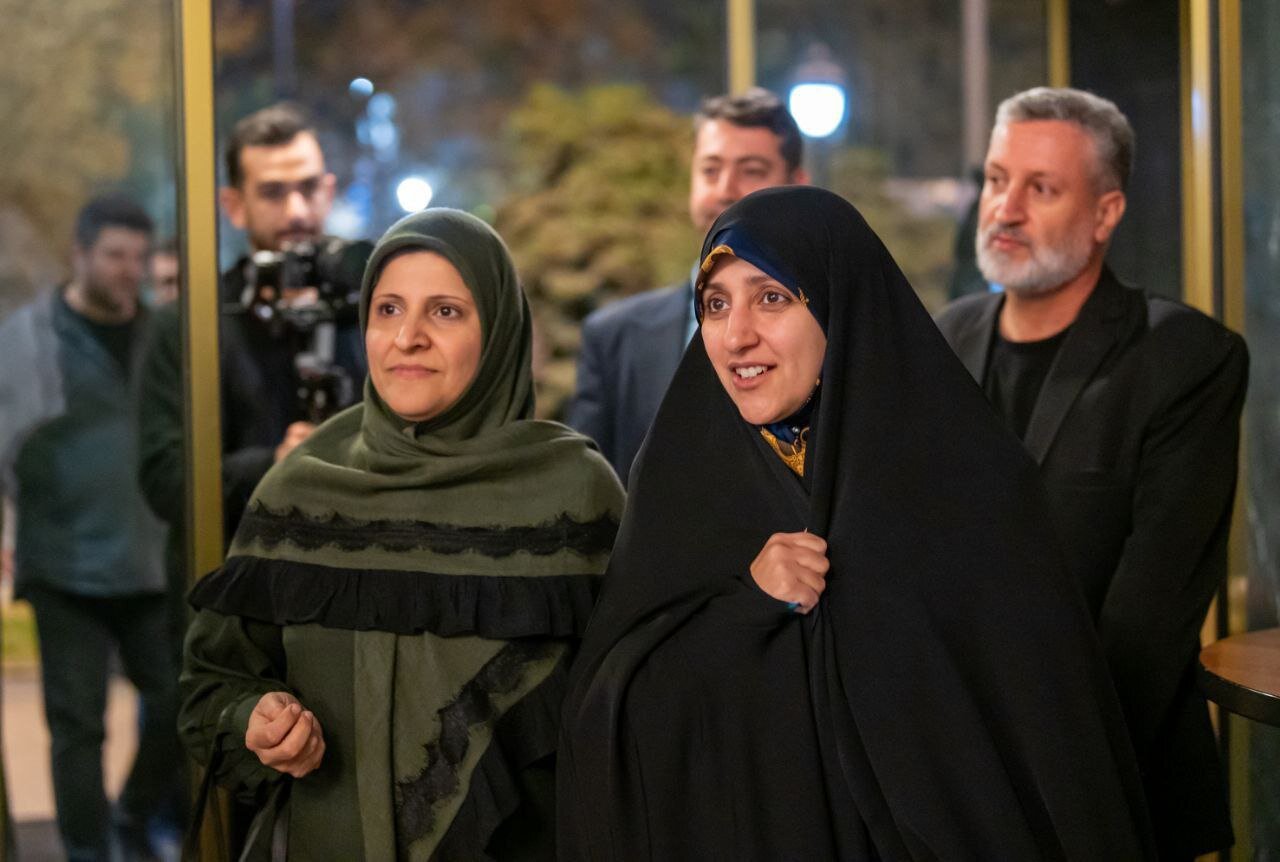 اركستر،زنان،ايراني،سمفونيك،رهبري،آهنگسازان،رهبر،هنري