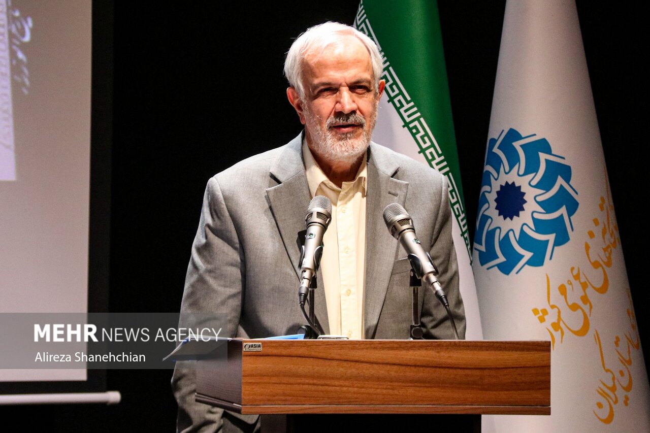 مسجد جامعی:کتابخانه میرمجلسی نمادی از پیوند اخلاق و فرهنگ در گیلان است مسجد جامعی:کتابخانه میرمجلسی نمادی از پیوند اخلاق و فرهنگ در گیلان است