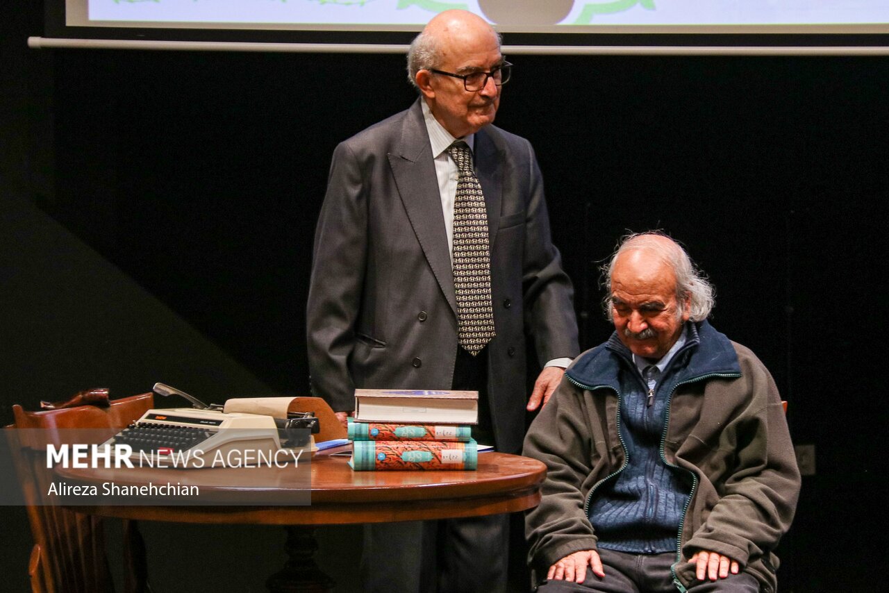 آئین افتتاح کتابخانه «سید حسین میرمجلسی» در رشت آئین افتتاح کتابخانه «سید حسین میرمجلسی» در رشت