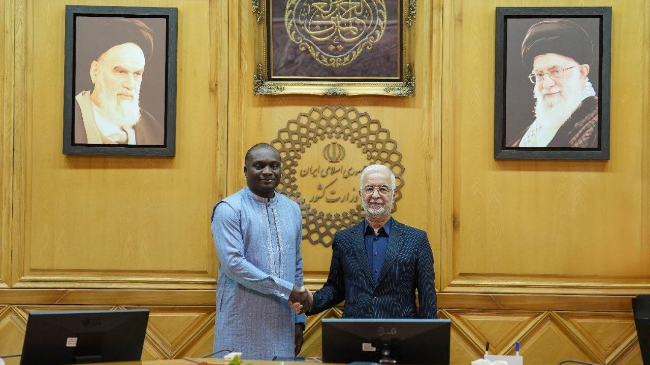 مؤمنی: هیچ محدودیتی در توسعه روابط با کشورهای آفریقایی نداریم