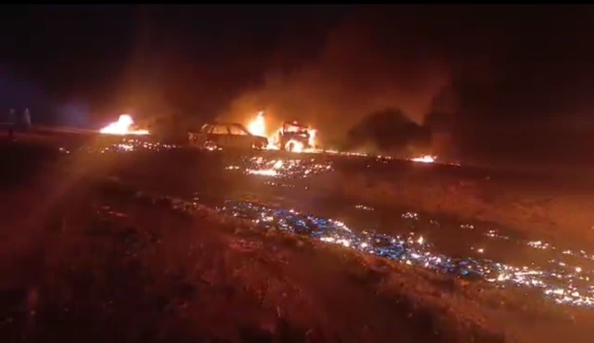 جهانشاهی: سانحه رانندگی در محور قلعهگنج – رمشک جان ٨ نفر را گرفت جهانشاهی: سانحه رانندگی در محور قلعهگنج – رمشک جان ٨ نفر را گرفت