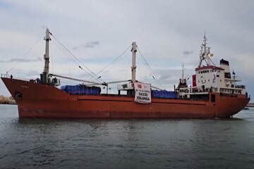 Türk Kızılayın Gazze'ye gönderdiği 18. "İyilik Gemisi" Mısır'ın Ariş limanına ulaştı (+Video)