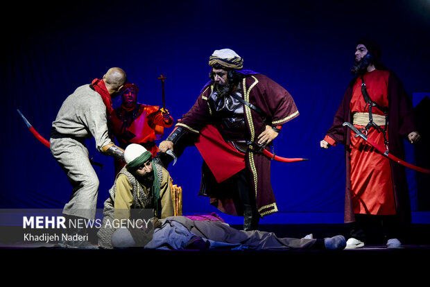 نمایش آیینی«محرمانه»در اصفهان