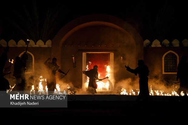 نمایش آیینی«محرمانه»در اصفهان
