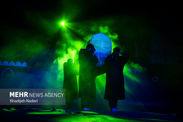نمایش آیینی«محرمانه»در اصفهان