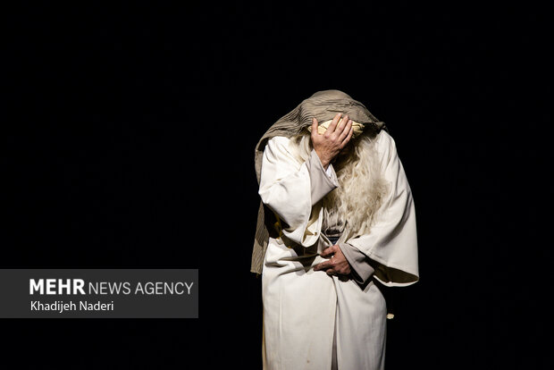 نمایش آیینی«محرمانه»در اصفهان
