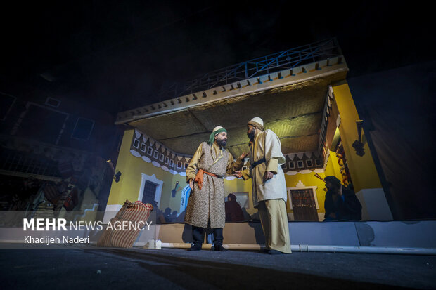 نمایش آیینی«محرمانه»در اصفهان