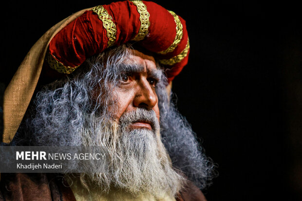 نمایش آیینی«محرمانه»در اصفهان