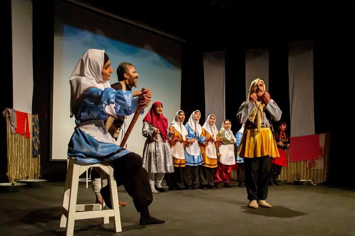 روایت مردمیترین جشنواره تئاتر در بام ایران؛ شهرکرد رنگ نمایش گرفت