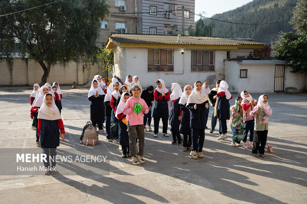 اردوی جهادی در مدرسه منطقه محروم گرگان