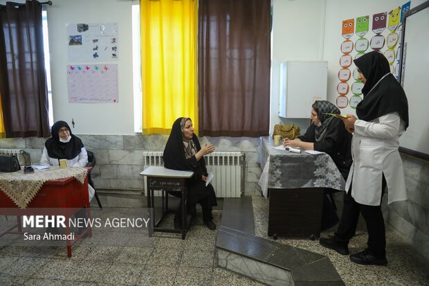 اردوی جهادی سلامت محور در مناطق کم برخوردار مشهد