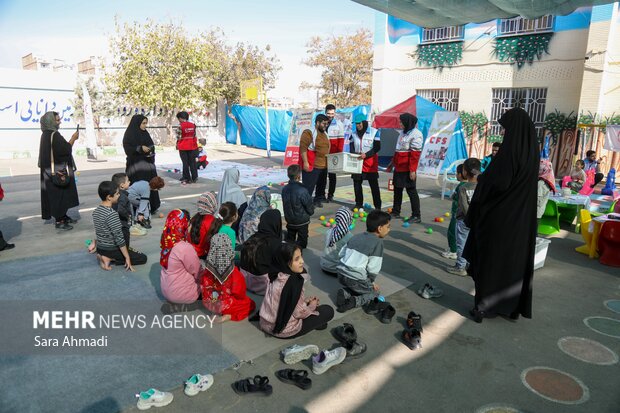 اردوی جهادی سلامت محور در مناطق کم برخوردار مشهد