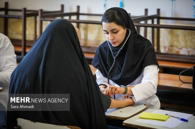 اردوی جهادی سلامت محور در مناطق کم برخوردار مشهد