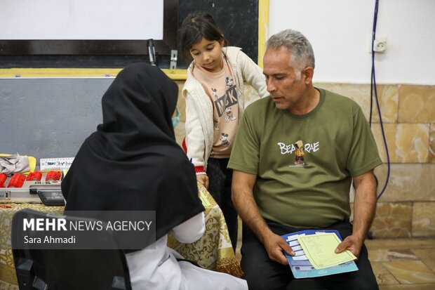 اردوی جهادی سلامت محور در مناطق کم برخوردار مشهد