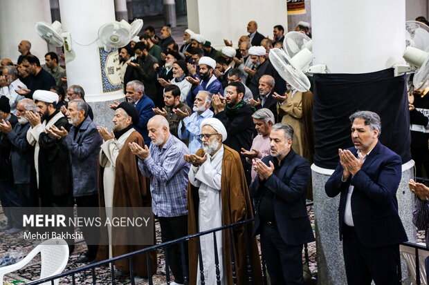 اقامه نماز طلب باران در قم