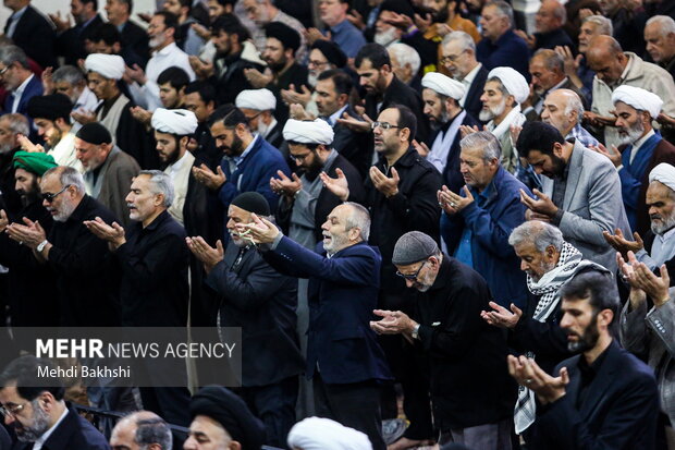 اقامه نماز طلب باران در قم