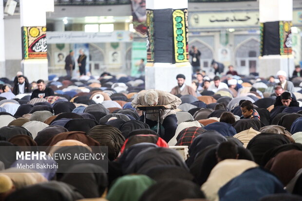 اقامه نماز طلب باران در قم