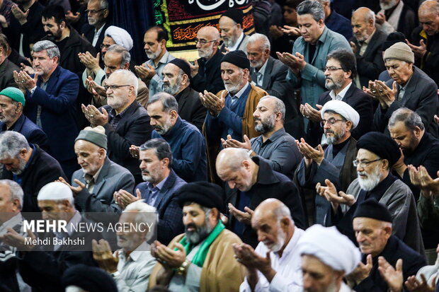 اقامه نماز طلب باران در قم