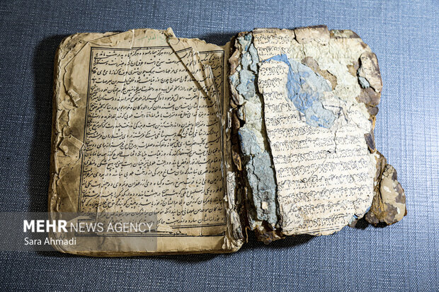 گنجینه مشهد؛ کتاب هایی که در تاریخ سفر کردند