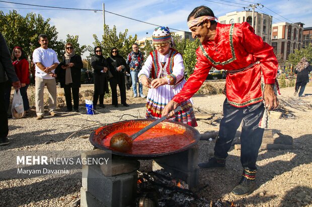 جشنواره املت و چای آتیشی در بجنورد