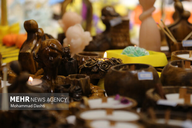 نمایشگاه توانمندی بانوان و کسب و کارهای خانگی استان اردبیل