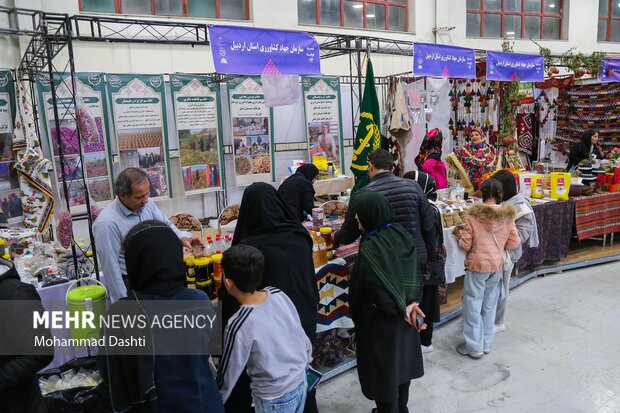 نمایشگاه توانمندی بانوان و کسب و کارهای خانگی استان اردبیل
