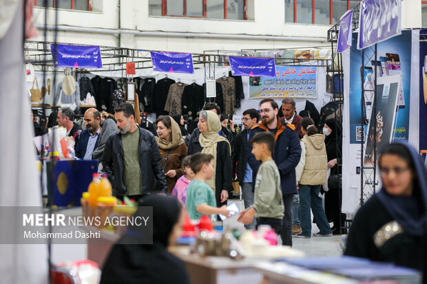 نمایشگاه توانمندی بانوان و کسب و کارهای خانگی استان اردبیل