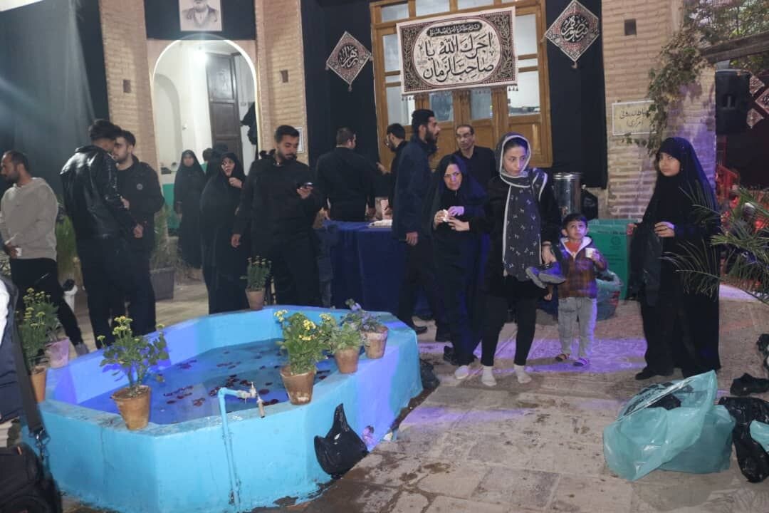 خانه تاریخی ساوه؛ عطر سمنو و زمزمههای عاشقانه در آخرین شب آیین فاطمی