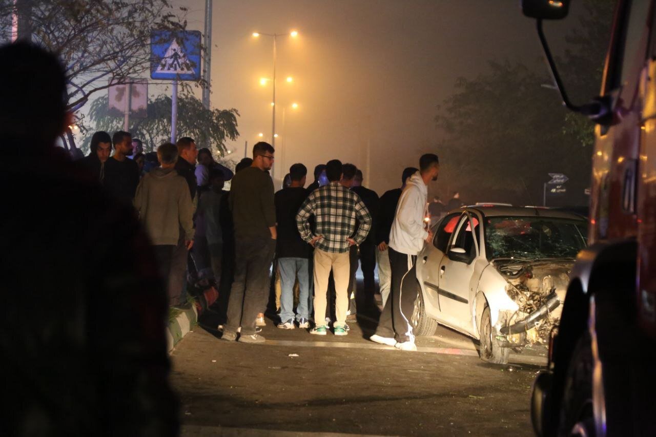 مومنی: تصادف شدید در بلوار لاکان رشت؛ راننده به شدت مصدوم شد