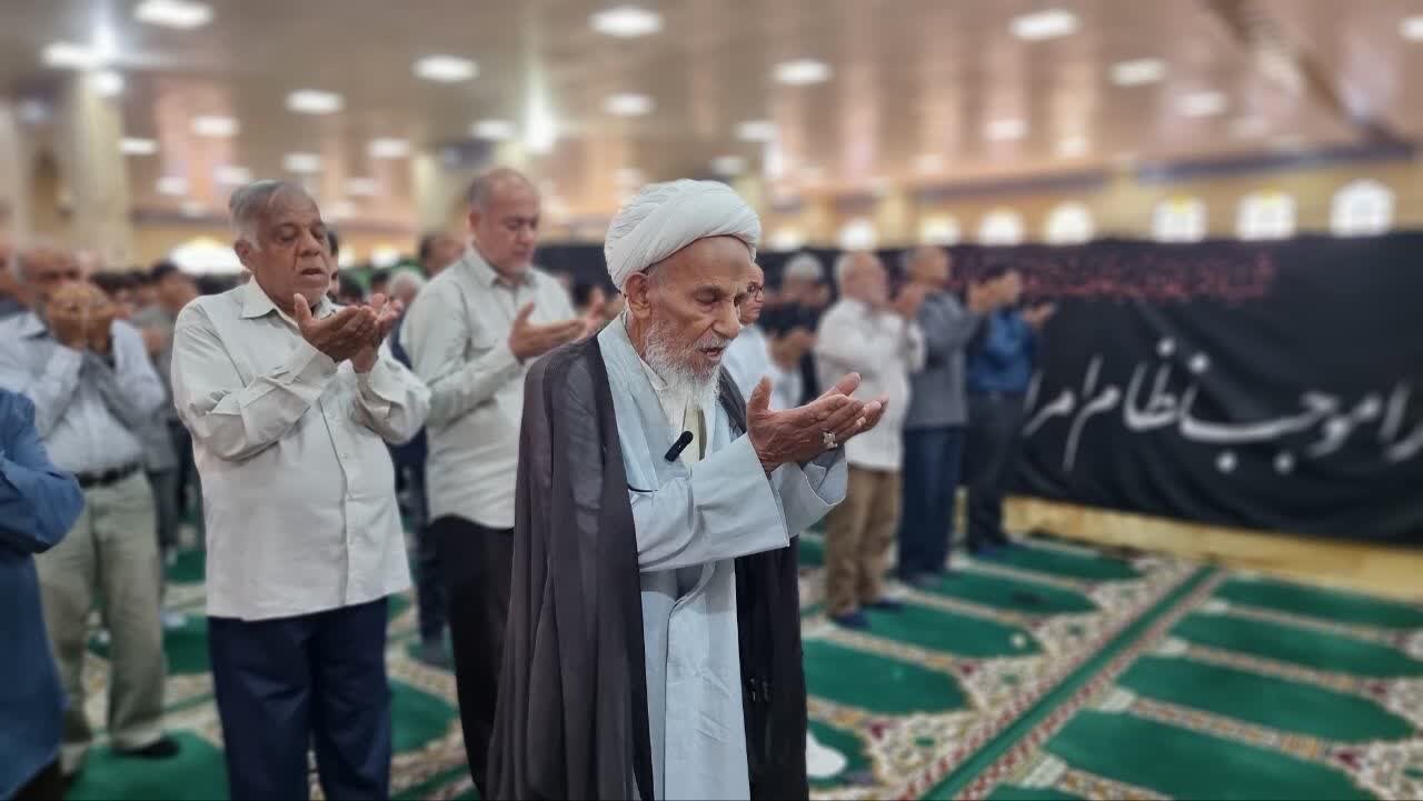 امام جمعه موقت گناوه: مسئولان در حل مشکلات مردم تلاش مضاعف داشته باشند