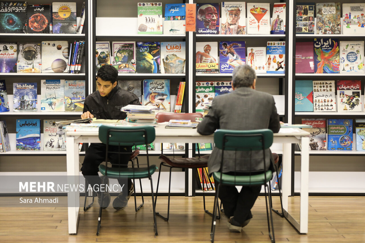 مطالبه کنگانیها برای توسعه کتابخانهها؛ فضای مطالعه فراهم شود