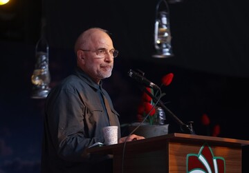 قاليباف: انتصارات الدفاع المقدس تحققت بفضل وجود حكومة قائمة على الثقافة