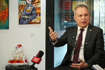 Mexican Embassy in Tehran celebrates Day of the Dead with visual arts exhibition by Iranian artists