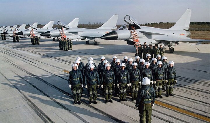 جنگنده J-۱۰ ؛ نماد اقتدار هوایی پکن و گزینه‌ای استراتژیک برای ایران