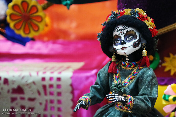 Mexican Embassy in Tehran celebrates Day of the Dead with visual arts exhibition by Iranian artists