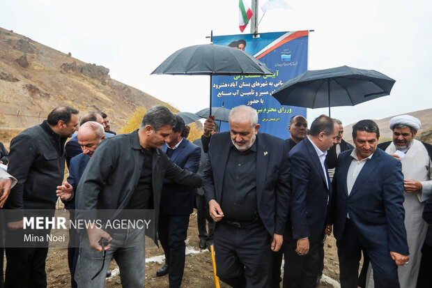 آئین کلنگ زنی طرح آبرسانی سد کلقان با حضور وزرای نیرو و جهاد کشاورزی