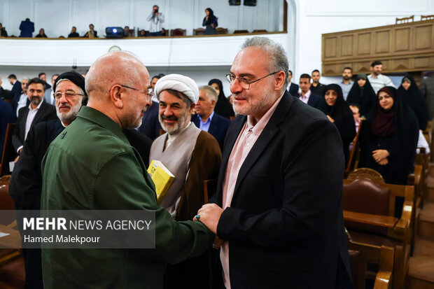 آئین گرامیداشت روز کتاب، کتابدار و کتابخوانی با حضو رئیس مجلس