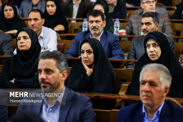 آئین گرامیداشت روز کتاب، کتابدار و کتابخوانی با حضو رئیس مجلس