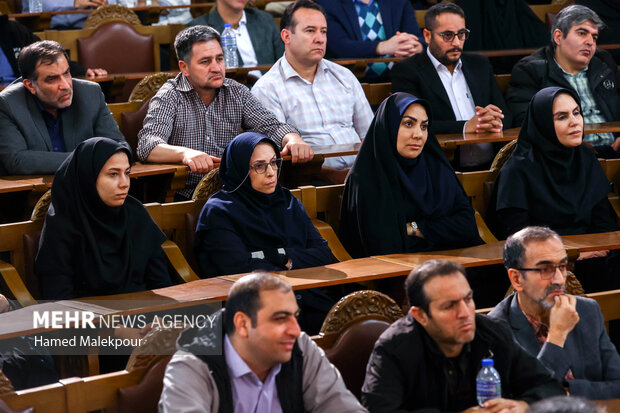 آئین گرامیداشت روز کتاب، کتابدار و کتابخوانی با حضو رئیس مجلس