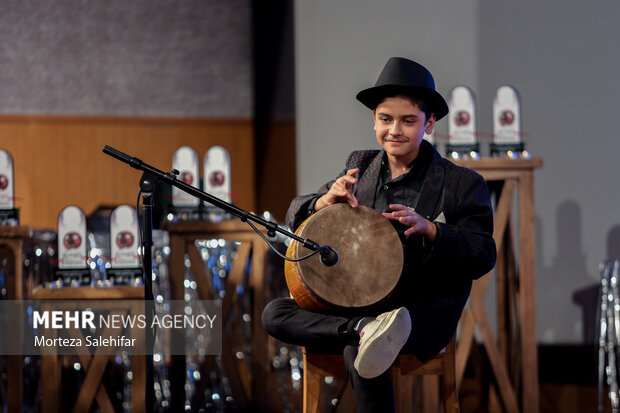سی‌وهفتمین جشنواره تئاتر چهارمحال و بختیاری