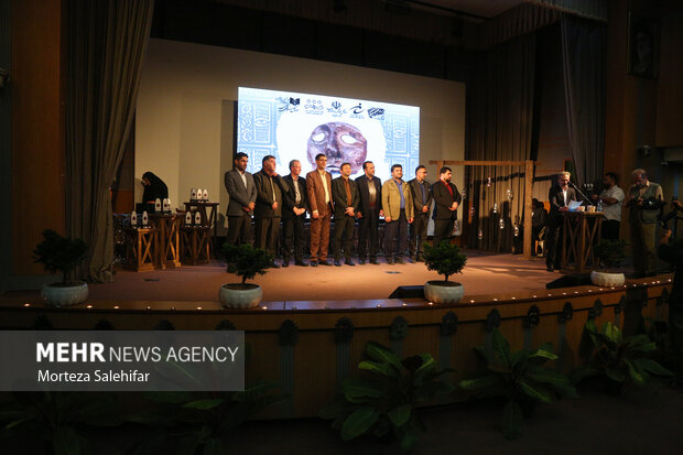 سی‌وهفتمین جشنواره تئاتر چهارمحال و بختیاری