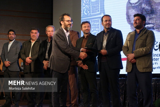 سی‌وهفتمین جشنواره تئاتر چهارمحال و بختیاری